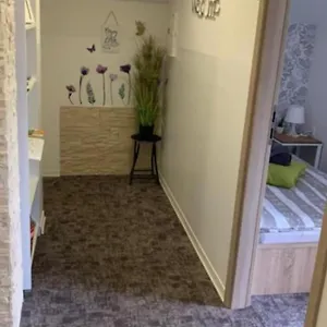https://lg-rooms-1.hotels-in-ljubljana.com